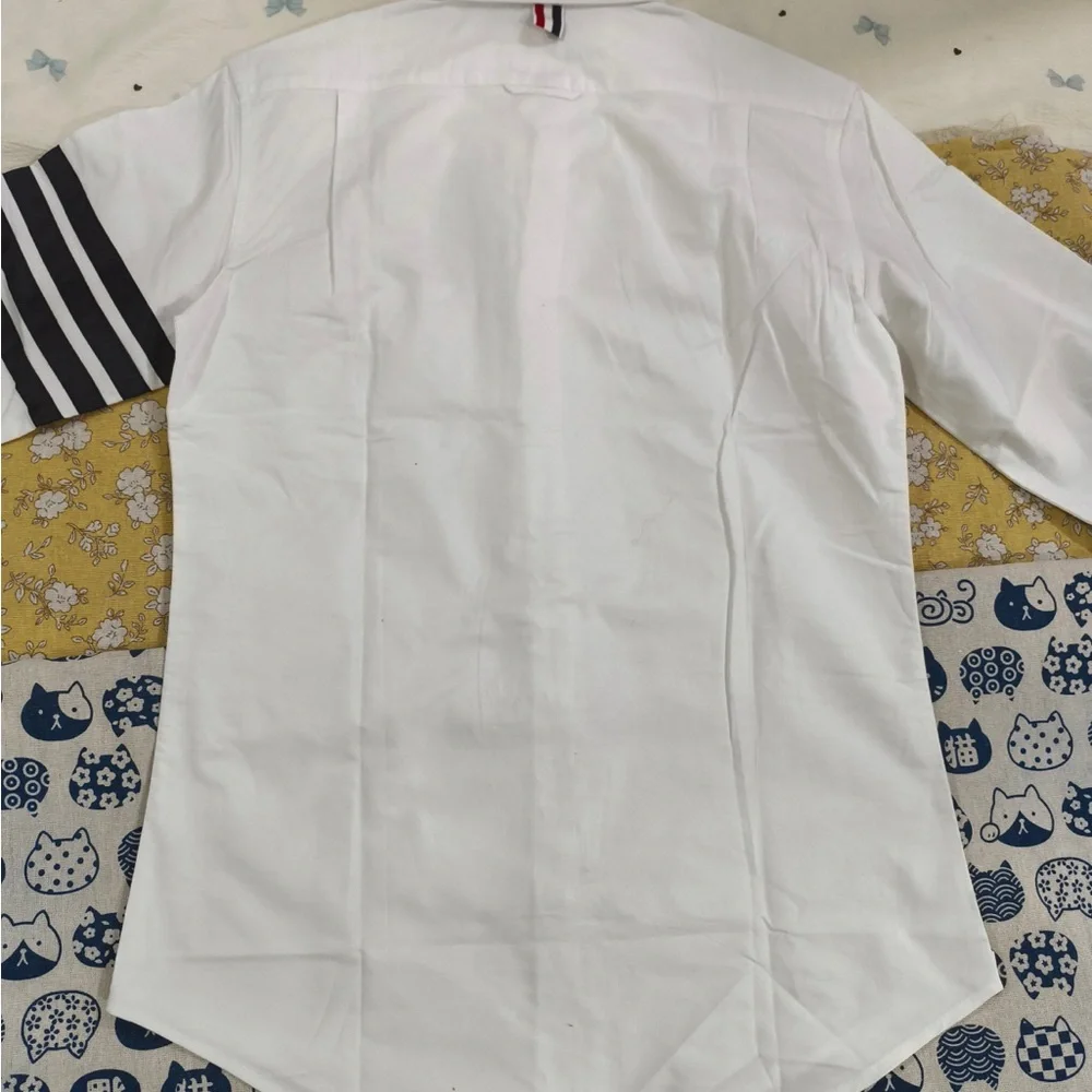 Thom Browne White Button-Down Shirt with Navy and Red Accents - Picture 7 of 8
